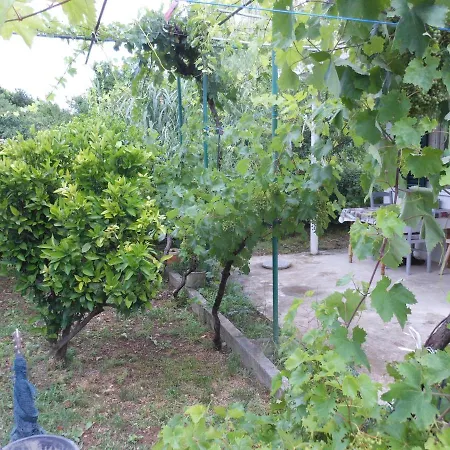 Appartement With A Parking Space Stobrec, - 15756 Split